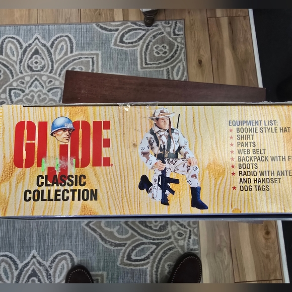 GI Joe Classic Collection U.S.M.C Force Recon Limited Edition Action Figure. - Picture 7 of 8